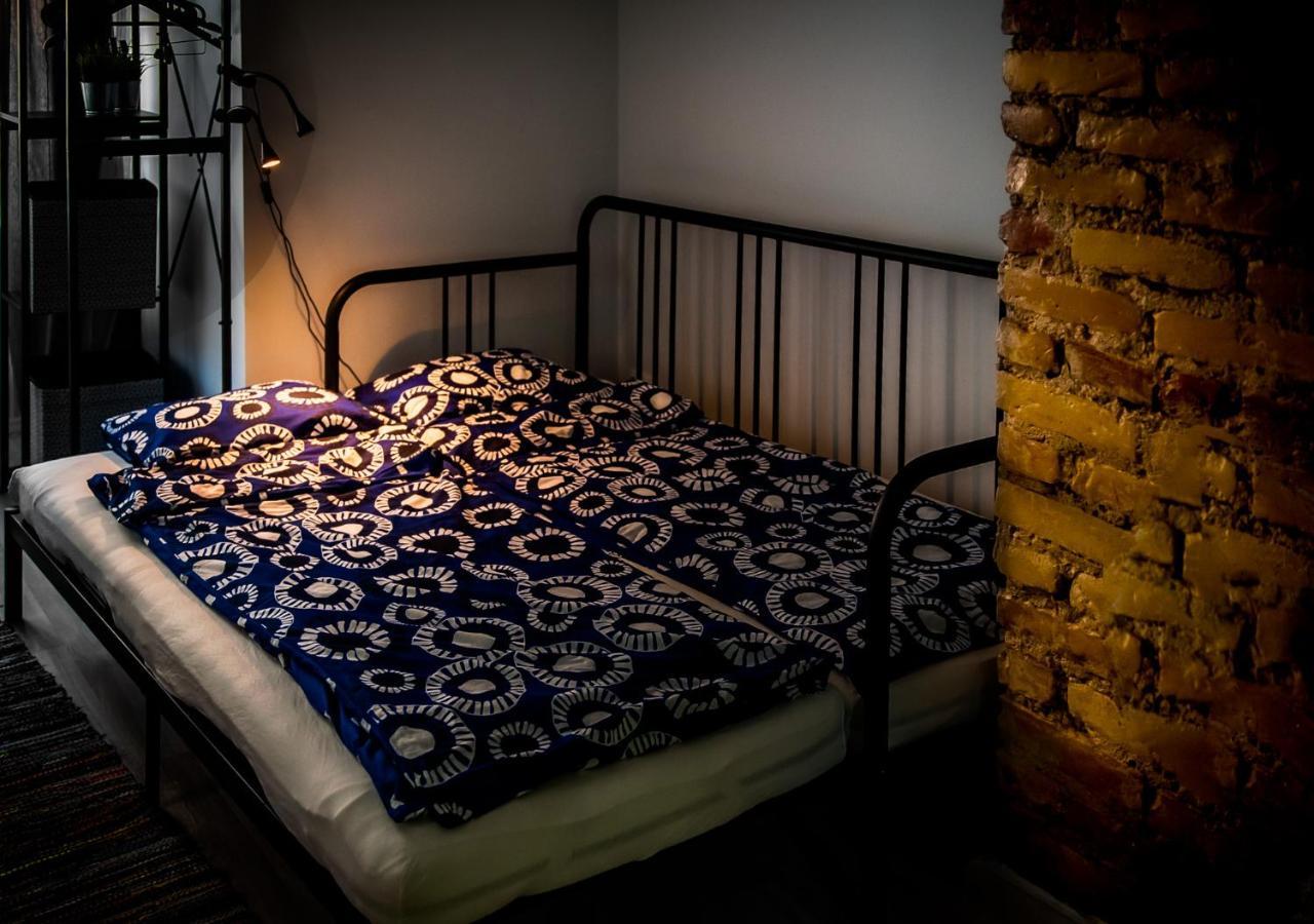 Cosy 2-room Near The Centre 公寓 *